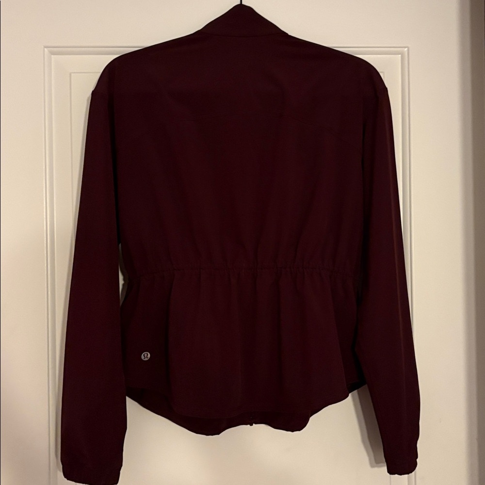 Lululemon UV-Protective Cinch-Waist Running Jacket - Picture 9 of 10